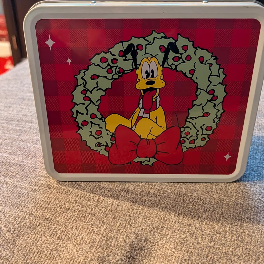 Disney Holiday Wreath Lunch Box - Red and Green